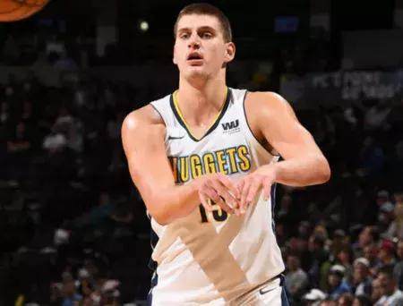 崛起与米兰 崛起与米兰