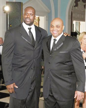 队赢得多个 队赢得多个