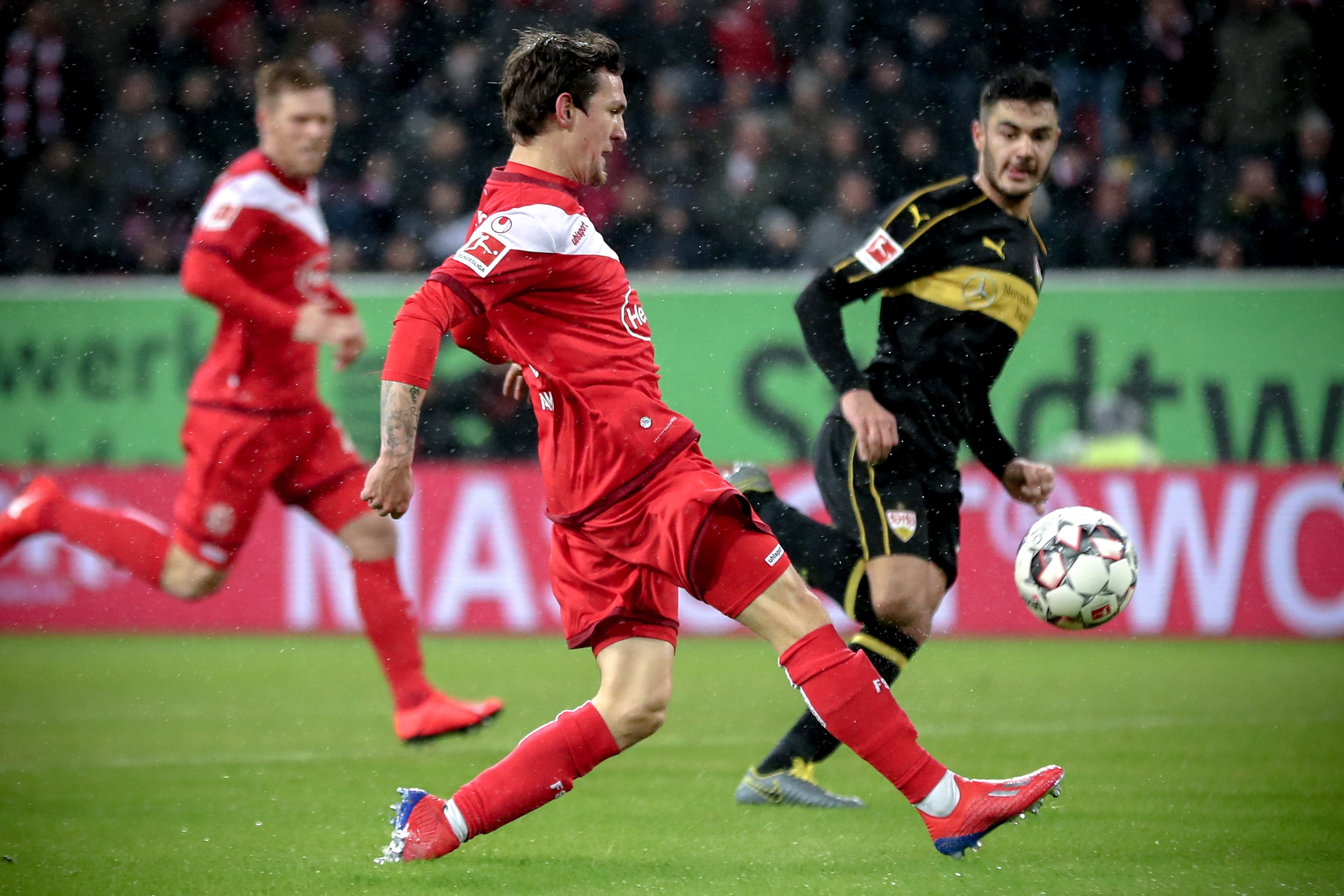 与莫塔方面 与莫塔方面