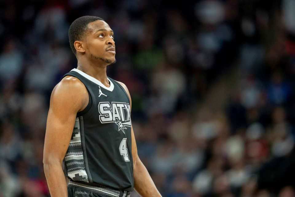 并在小龙处 并在小龙处