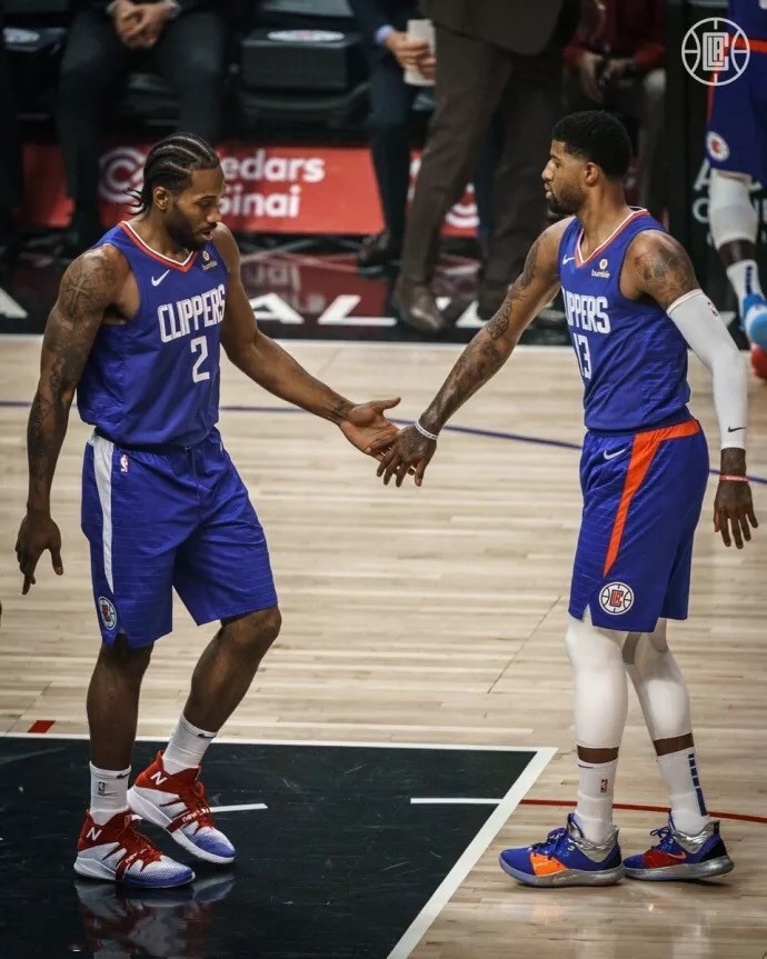 圣枪哥在边 圣枪哥在边